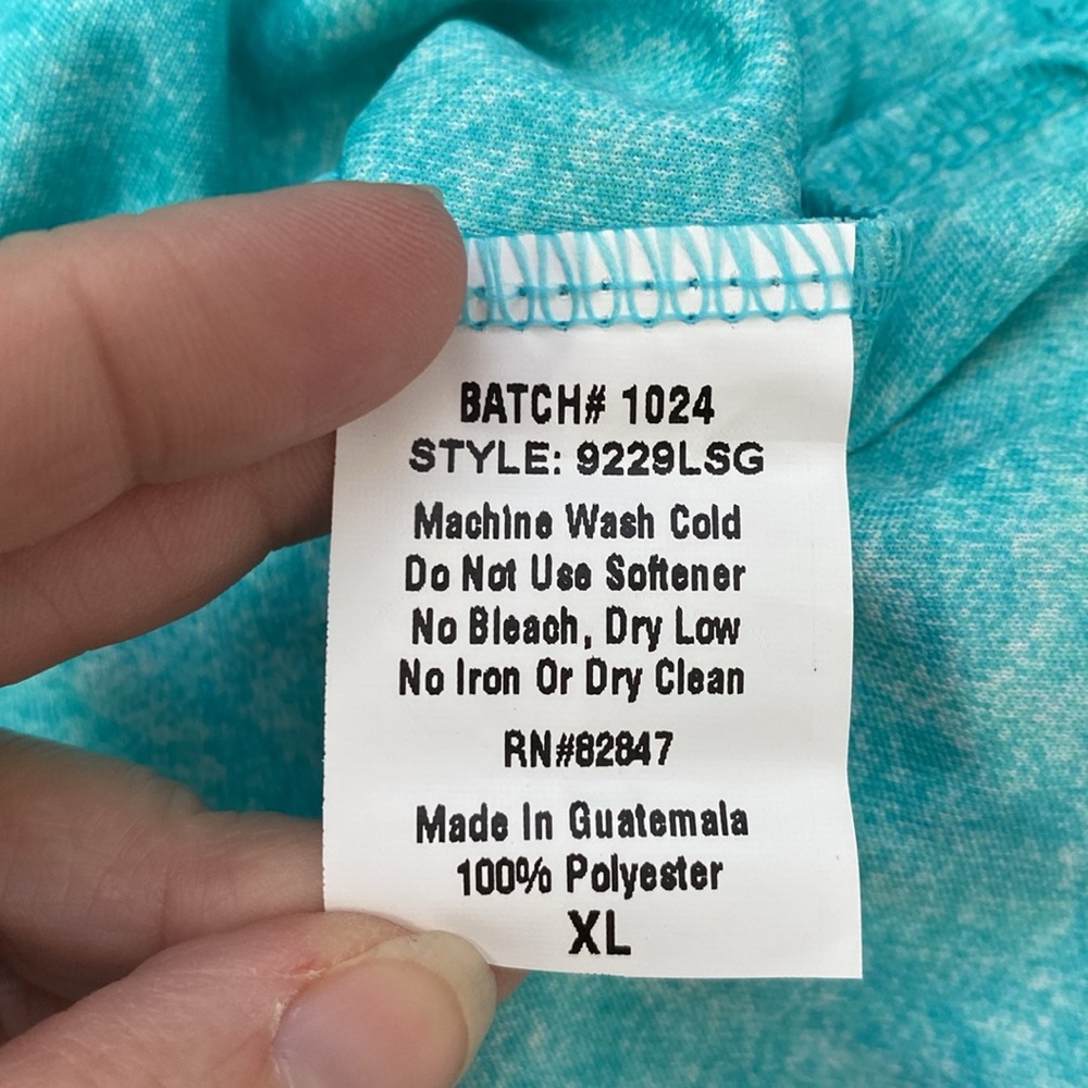 NWT Magellan Outdoors Long Sleeve Shirt Blue Green Aqua Colors Girls XL - Picture 9 of 9